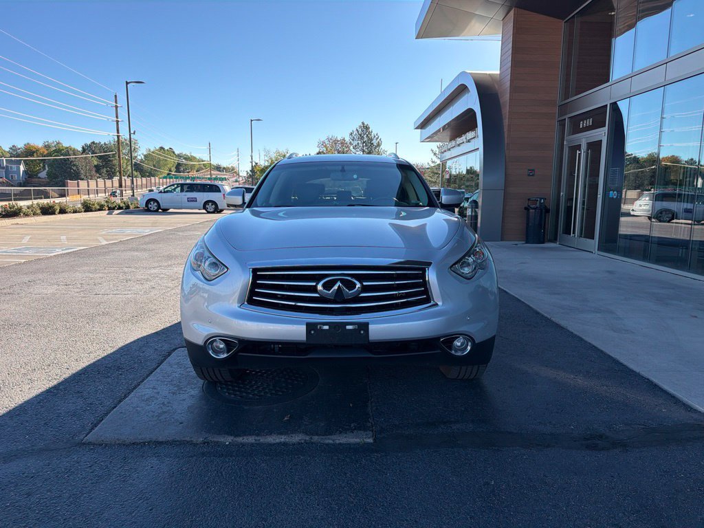 Used 2015 INFINITI QX70 AWD w/ Premium Package image 2