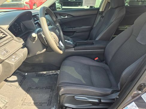 Used 2021 Honda Insight EX image 10