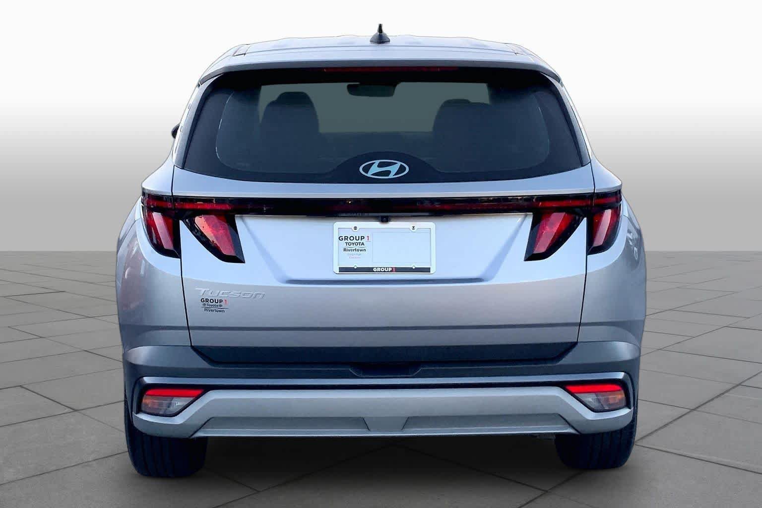 Used 2025 Hyundai Tucson SE FWD image 5