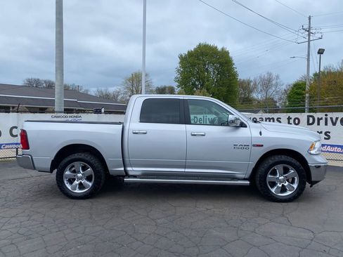 Used 2017 RAM 1500 Big Horn AWD/4WD image 2