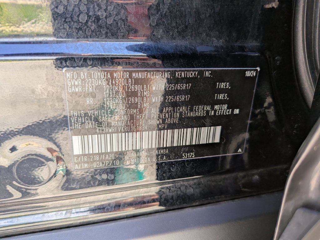 Used 2024 Toyota RAV4 XLE AWD/4WD image 37