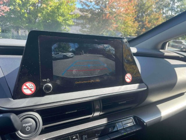 Used 2025 Toyota Prius LE FWD image 27