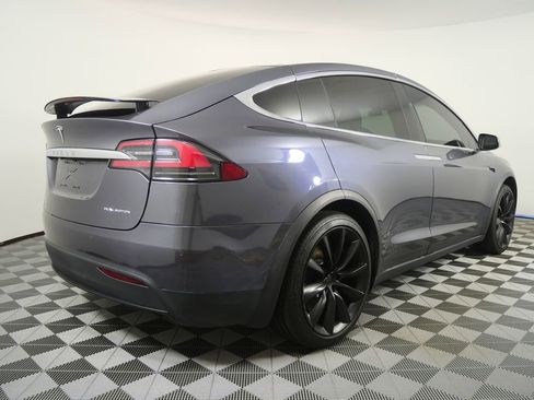Used 2021 Tesla Model X Long Range image 3