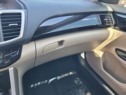 Used 2017 Honda Accord LX image 25