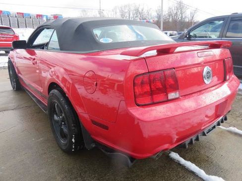 Used 2007 Ford Mustang GT Premium image 5