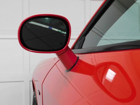 Used 2015 Dodge Challenger R/T Plus RWD image 23