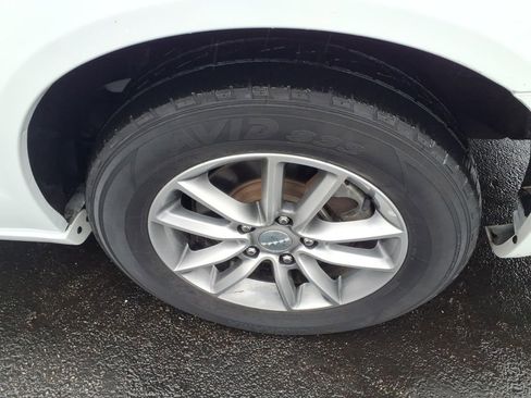 Used 2016 Dodge Grand Caravan SE FWD image 13