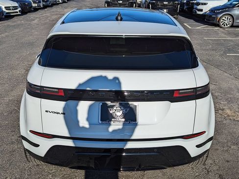 Used 2024 Land Rover Range Rover Evoque Dynamic SE AWD/4WD image 8