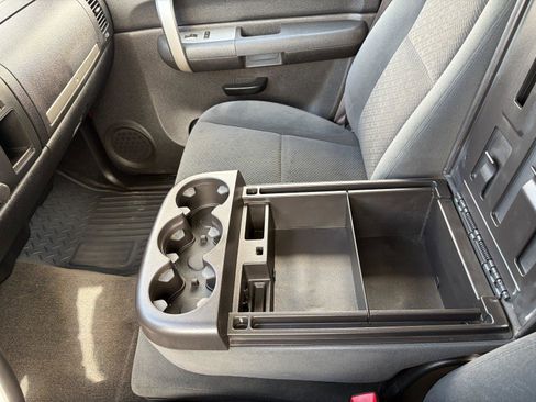 Used 2007 Chevrolet Silverado 1500 LT w/ 1LT Convenience Package image 19