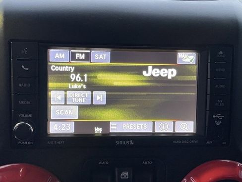 Used 2016 Jeep Wrangler Unlimited Rubicon w/ Dual Top Group image 9