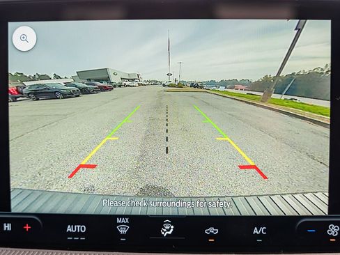 New 2026 Ford Maverick XL image 25