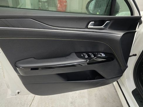 Used 2025 Kia K5 GT FWD image 13