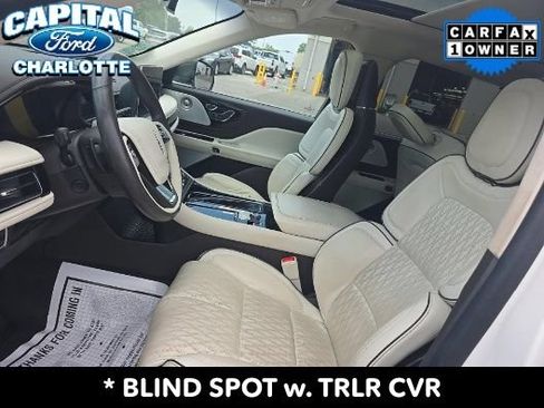Used 2023 Lincoln Aviator Black Label w/ Class IV Trailer Tow Package AWD/4WD image 8