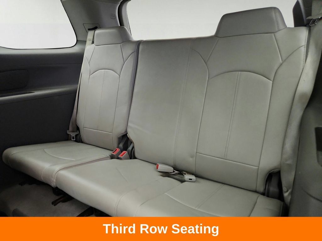 Used 2016 GMC Acadia SLT w/ Open Road Package FWD image 27