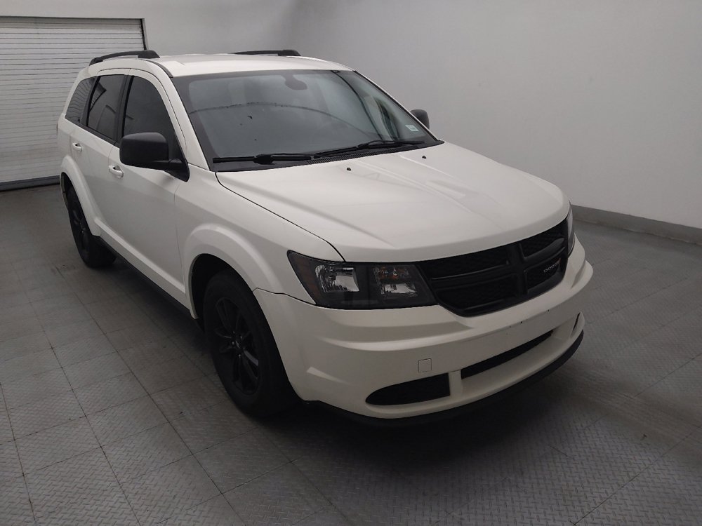 Used 2020 Dodge Journey SE w/ Blacktop Package FWD image 13