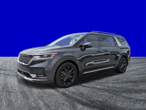 Used 2023 Kia Carnival SX FWD image 8