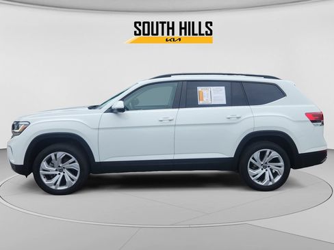 Used 2023 Volkswagen Atlas SE AWD/4WD image 2