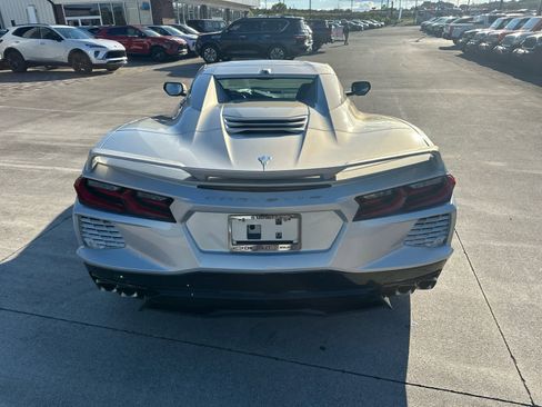 Used 2021 Chevrolet Corvette Stingray Premium Conv w/ Z51 Performance Package image 13