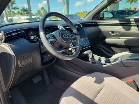 Used 2023 Hyundai Santa Cruz SEL Premium AWD/4WD image 17