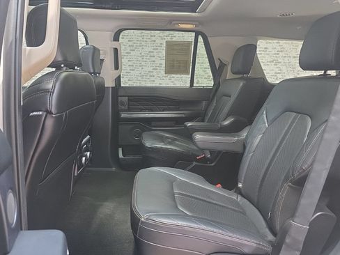 Used 2020 Ford Expedition Platinum AWD/4WD image 16