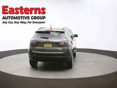 Used 2021 Jeep Compass Latitude AWD/4WD image 39