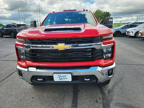 New 2026 Chevrolet Silverado 3500 LT w/ All Star Edition AWD/4WD image 2
