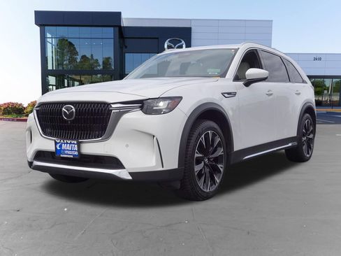 Used 2024 MAZDA CX-90 Plug-In Hybrid w/ Premium Plus AWD/4WD image 9