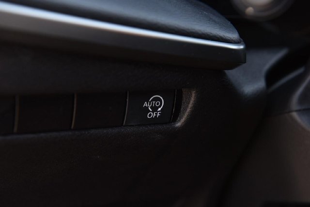 Used 2025 Nissan Kicks S FWD image 10