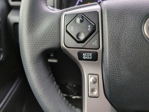 Used 2022 Toyota 4Runner SR5 Premium w/ Moonroof Package RWD image 26