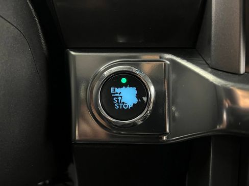 Used 2021 Ford F150 Lariat AWD/4WD image 29