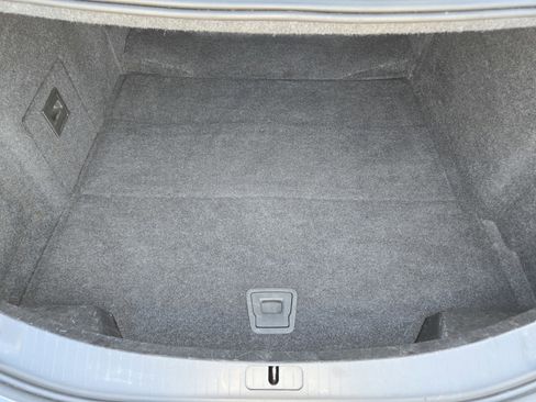 Used 2017 Cadillac XTS Luxury FWD image 9