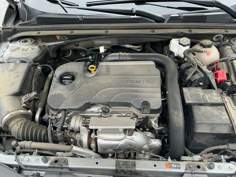 Used 2024 Chevrolet Malibu LT FWD image 25