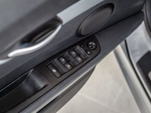 Used 2009 BMW Z4 sDrive35i image 45