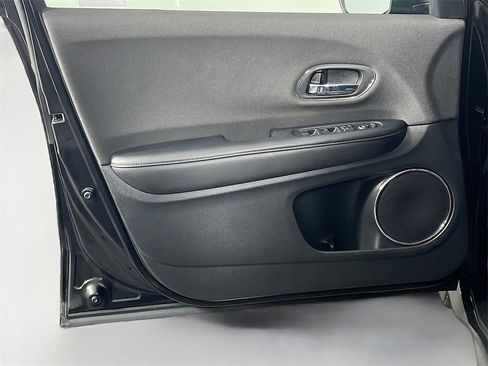 Used 2020 Honda HR-V EX image 17