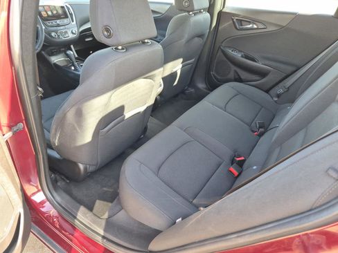 Used 2016 Chevrolet Malibu LT image 13