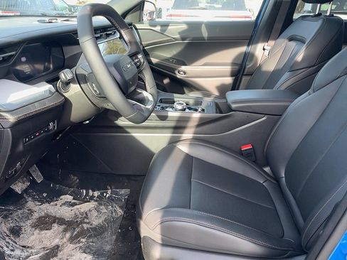 New 2026 Jeep Cherokee Limited image 14