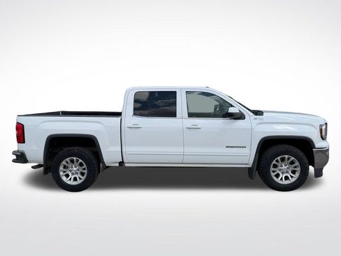 Used 2018 GMC Sierra 1500 SLE w/ SLE Value Package AWD/4WD image 6