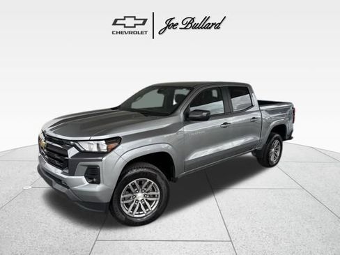 Used 2023 Chevrolet Colorado LT w/ LT Convenience Package II image 1