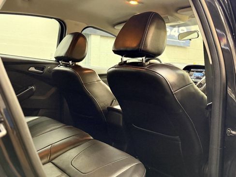 Used 2014 Ford Focus Titanium image 6