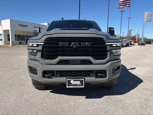 Used 2026 RAM 2500 Laramie w/ Night Edition image 9