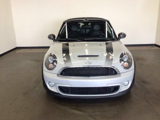Used 2013 MINI Cooper S w/ Technology Pkg 1 FWD image 2