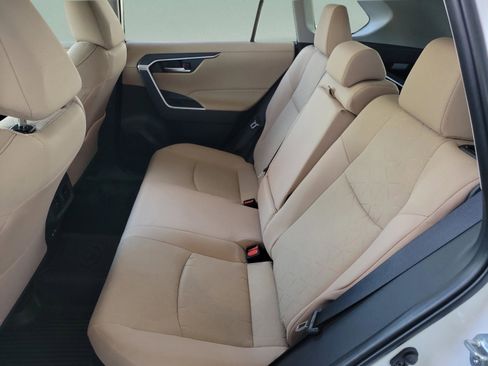 Certified 2025 Toyota RAV4 XLE image 27