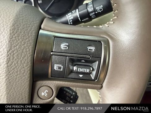 Used 2017 Lexus GX 460 Premium AWD/4WD image 23