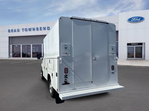 New 2025 Ford E-350 and Econoline 350 Super Duty w/ Power Equipment Group image 4