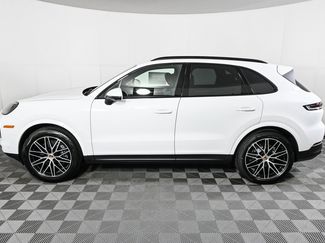 New 2025 Porsche Cayenne video 2