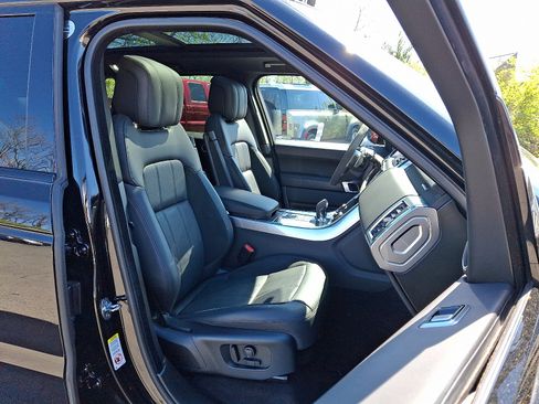 Used 2020 Land Rover Range Rover Sport HST AWD/4WD image 3