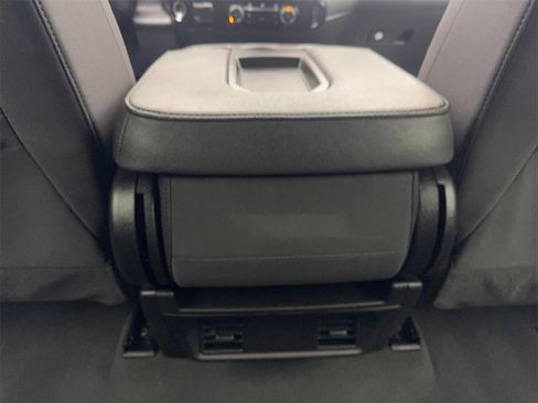 Used 2024 Chevrolet Silverado 2500 LT image 72