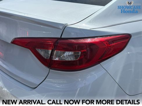 Used 2017 Hyundai Sonata SE image 11
