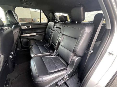 Certified 2023 Ford Explorer Limited AWD/4WD image 17