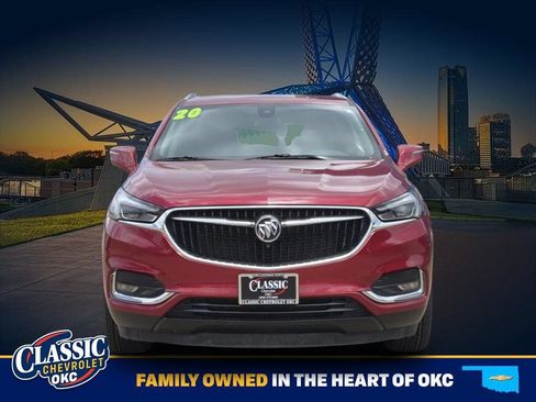 Used 2020 Buick Enclave Premium w/ Surround and Sites Package FWD image 2